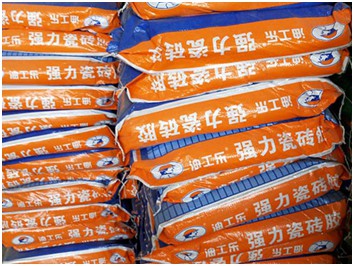 瓷砖胶和水泥砂浆有什么区别？哪个比较好？